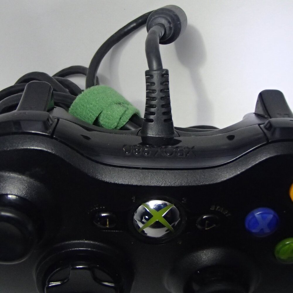 Microsoft Wired Controller for Xbox 360 Joypad X854237-001 Black - Picture 5 of 8